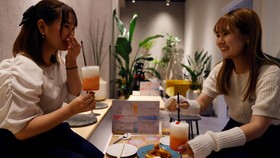 FOTO: Anak Muda Jepang Makin Ogah Mabuk
