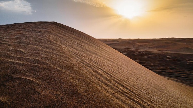 Sand dunes at Dasht-e-Lut, a large salt desert located in the provinces of Kerman, Sistan and Baluchestan, Iran.