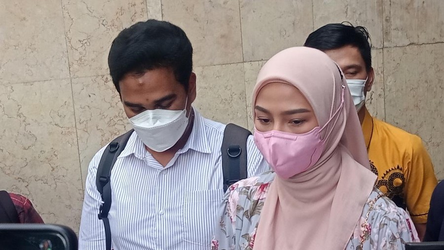 dara arafah saat ditemui di Polda Metro Jaya.