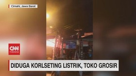 VIDEO: Diduga Korsleting Listrik, Toko Grosir Terbakar
