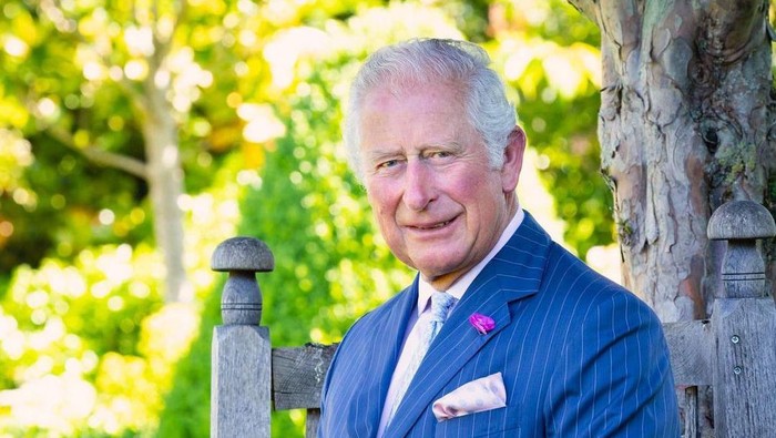 Raja Charles III Perkenalkan Lambang Baru Monarki Inggris dengan Bros, Apa Artinya? Raja Charles III Perkenalkan Lambang Baru Monarki Inggris dengan Bros, Apa Artinya?