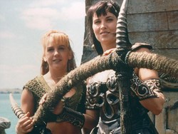 Terungkap! Xena dan Gabriel Lesbian