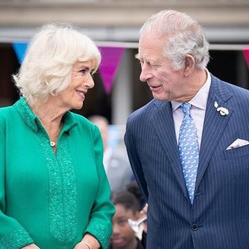 img-title Sosok Camilla: Lahir dari Keluarga Kelas Atas, Skandal Selingkuh, Hingga Jadi Permaisuri Raja Charles III