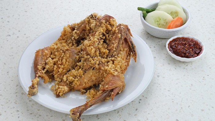 Ayam Goreng Kremes, Indonesian cuisine, fried chicken that cooked with special spice, combined with crispy fried flour (kremes).
