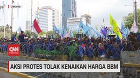 VIDEO: Aksi Protes Tolak Kenaikan Harga BBM