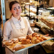 Hobi Membuat Kue Ternyata Bisa Bantu Redakan Stres, Berikut Penjelasannya
