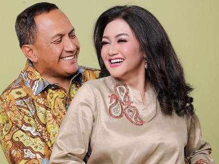 Kisah Bella Saphira Single 8 Th hingga Akhirnya Dinikahi Purnawirawan TNI di Usia 40