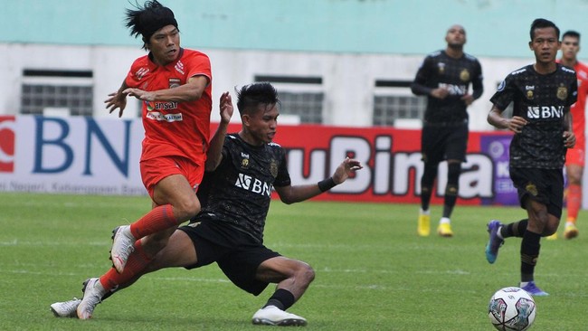 Tren Keperkasaan Borneo Hancur Berkeping-keping Setelah Bantai 0-4 oleh Madura United