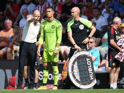 Ten Hag Dinilai Sukses Redam Ego Ronaldo di MU