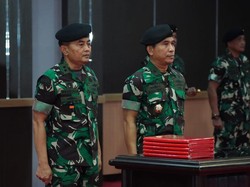 Laksma Kisdiyanto Resmi Jabat Kapuspen TNI