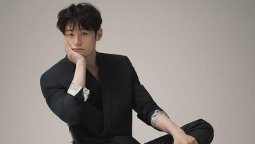 img-title Lee Hak Joo Akan Menikah, Ini Sosok Calon Istrinya