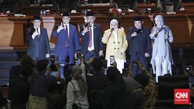 FOTO: Momen DPRD DKI Umumkan Pemberhentian Gubernur Anies