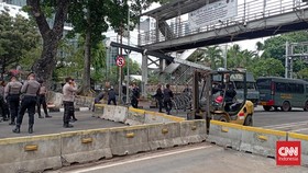 Ribuan Polisi Diterjunkan Kawal Demo BBM di Jakarta Hingga Bekasi