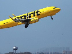Penumpang Spirit Airlines Ditendang dari Pesawat gegara Tulisan di Jaket