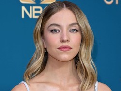 Gim Balap Mobil Jadul, OutRun Bakal Difilmkan Sydney Sweeney