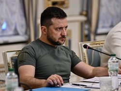 Zelensky Berang Rusia Serang Situs Penyimpanan Biji-bijian Ukraina