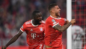 Hasil Liga Champions: Cetak 2 Gol dalam 4 Menit, Bayern 2-0 Barcelona