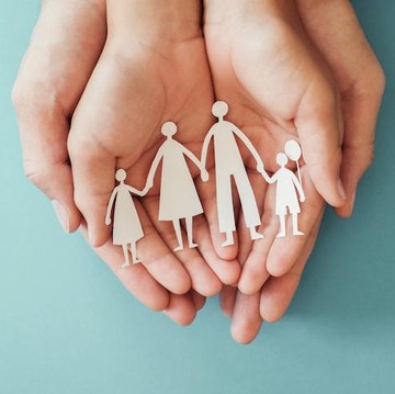 img-title 4 Tipe Gaslighting Dalam Keluarga & Bisa Berdampak Buruk Bagi Mental Anak, Salah Satunya Sering Dilakukan Tanpa Sadar!