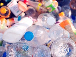 Kurangi Jejak Lingkungan, Program Pengelolaan Sampah Tangani 3 Ton Limbah