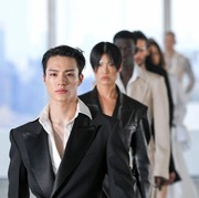 7 Kumpulan Momen Paling Heboh di New York Fashion Week, dari Jeno NCT Jadi Model Hingga Acara Vogue World!