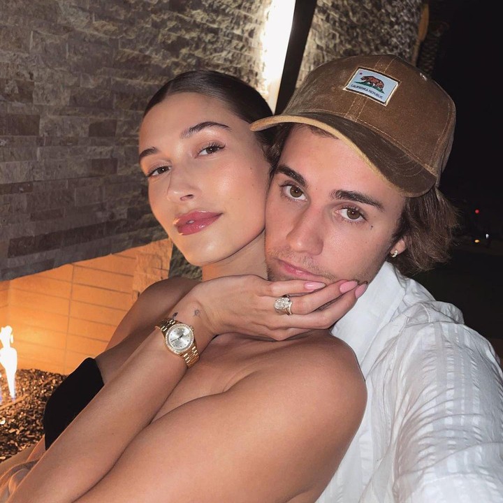 <p>Sejak menikah, Hailey dan Justin tak henti mengunggah potret kemesraan mereka ke laman media sosial masing-masing. (Foto: Instagram @haileybieber)</p>