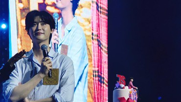 img-title Penggemar Bongkar Sifat Asli Lee Jong Suk Saat Fanmeeting, Apa Tuh?