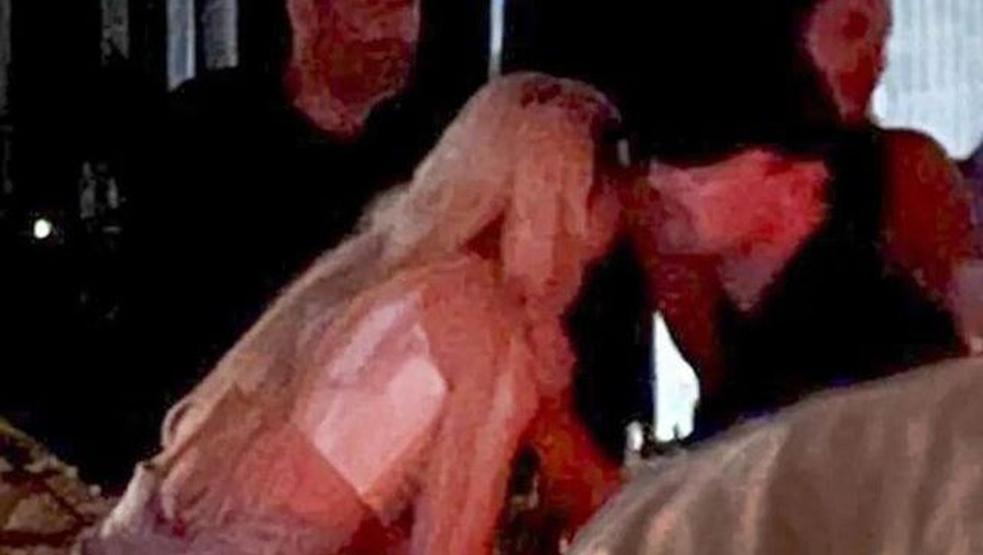 Leonardo DiCaprio dan Gigi Hadid
