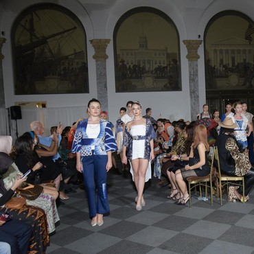 Intip Kemeriahan New York Indonesia Fashion Week 2022 Tema Destinasi Wisata