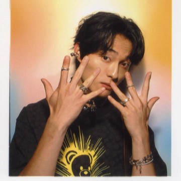 Gaya Aktor Yoon Chan Young 'All of Us Are Dead' di Fashion Show Coach New York Fashion Week, Modis dan Trendy!