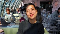 <p>Baru-baru ini, Hamish Daud membagikan potret kebersamaan bersama adik perempuannya yang bernama Gaia. Mereka diketahui tengah menghabiskan waktu dengan makan siang bersama di salah satu restoran. (Foto: Instagram@hamishdw)</p>