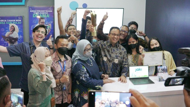 Pemprov DKI Jakarta mengembangkan Flood Control System yang kemudian berbuah hasil ketika diganjar penghargaan WSIS Prizes 2022.