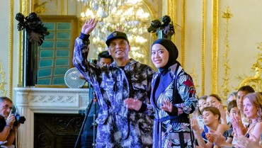 img-title Dua Desainer Indonesia Curi Perhatian di Ajang Fashon Show Paris