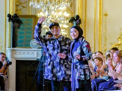 Dua Desainer Indonesia Curi Perhatian di Ajang Fashon Show Paris