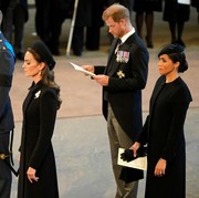 3 Aturan Berbusana yang Wajib Dipatuhi Saat Upacara Pemakaman Ratu Elizabeth II