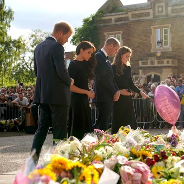 Geger Karangan Bunga dari Tebet Barat di Inggris untuk Ratu Elizabeth II