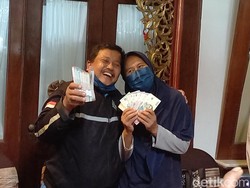 Alhamdulillah, Akhirnya Pak Samin Daftar Haji Usai Uangnya Dimakan Rayap