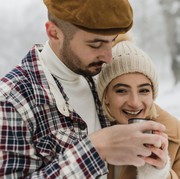 5 Rahasa Membangun Kedekatan Emosional dengan Pasangan, Catat Biar Makin Lengket Bagai Perangko!