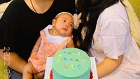 <p>Tepat 31 Agustus lalu, Ariel merayakan ulang tahun ke-39. Tahun ini, ulang tahun Ariel terasa lebih istimewa dengan kehadiran Sanne dan bisa merayakan bersama. (Foto: Instagram/dea_ananda)</p>