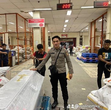 8 Potret Tampan Bripda LL Reza Hutabarat Adik Brigadir J yang Jadi Sorotan