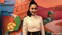 Cara Sandra Dewi Dekat dengan Kedua Putranya, Ngobrol Sebelum Tidur Bun