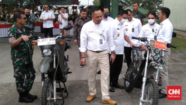 Electric Tactical Motor Bike merupakan calon motor listrik militer buatan anak bangsa yang bakal diproduksi dan digunakan massal.