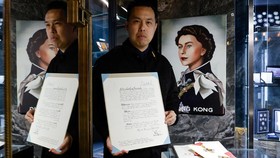 FOTO: Mengenang Ratu Elizabeth II di Museum Victoria City Hong Kong