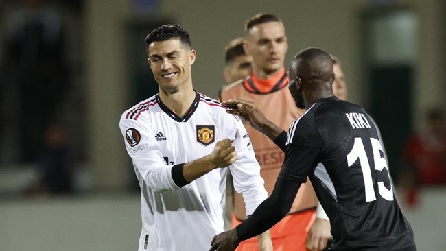 Cristiano Ronaldo diprediksi kembali starter dalam pertandingan Manchester United vs Sheriff Tiraspol pada matchday kelima Grup E Liga Europa.