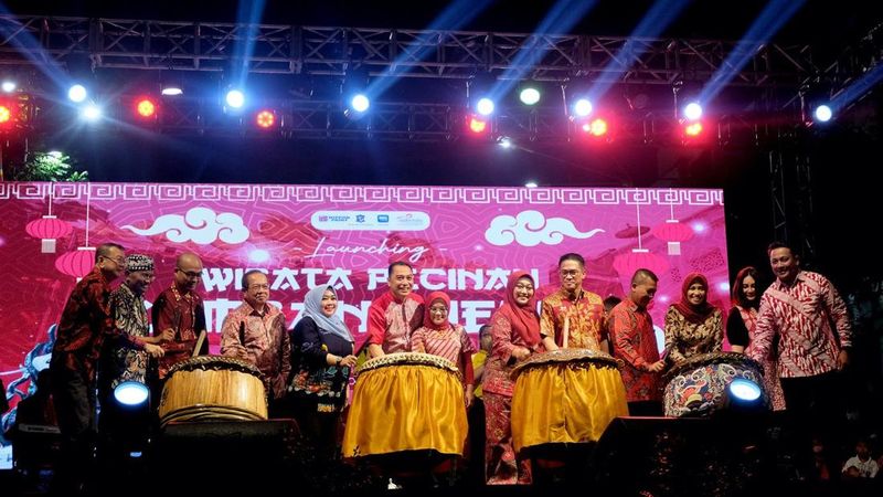 Wisata Kya-kya Surabaya atau Wisata Pecinan Kembang Jepun di Jalan Kembang Jepun Surabaya kembali hidup setelah bertahun-tahun mati suri.