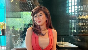 img-title Curiga 4 Tahun Dimanfaatkan RD, Denise Chariesta: Dipakai Gratisan Doang