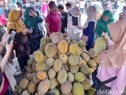 Ada Festival Durian di Kabupaten Bandung, Ikut Lelang hingga Lombanya Yuk!
