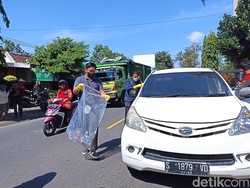 Ada Botol Isi Bensin di Samping Pria Tewas Terbakar dalam Mobil