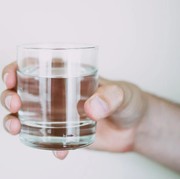 Duh, 70 Persen Air Minum Indonesia Terkontaminasi Tinja! Apa yang Harus Dilakukan?