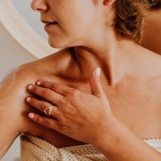 5 Pilihan Body Serum dengan Kandungan Niacinamide untuk Mencerahkan dan Melindungi Kulit dari Sinar Matahari