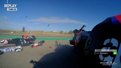 VIDEO: Aleix Espargaro Apes Kecelakaan di FP2 MotoGP Aragon